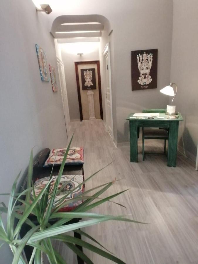 384 Guesthouse Rooms & Suite เอนนา ภายนอก รูปภาพ