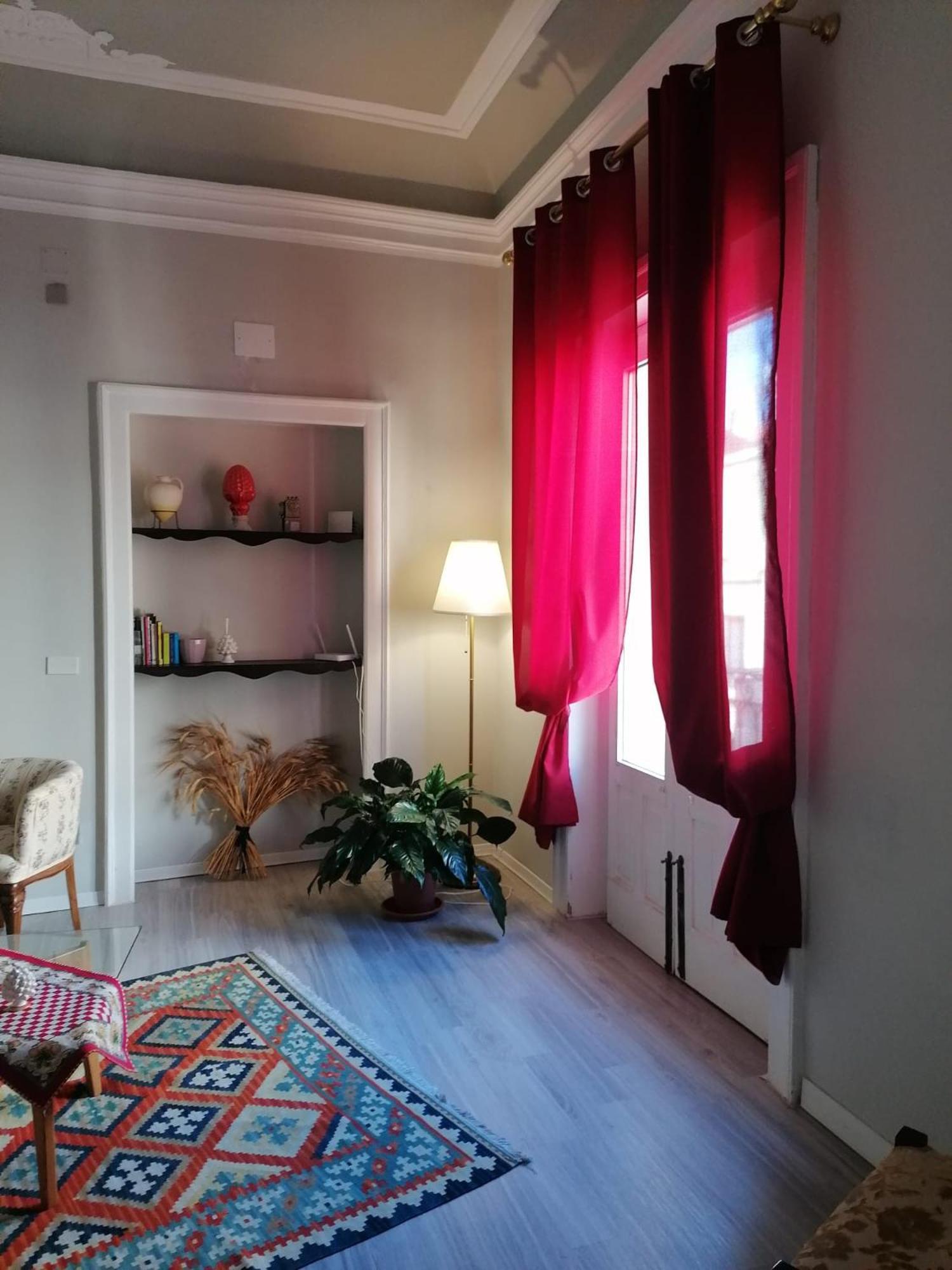 384 Guesthouse Rooms & Suite เอนนา ภายนอก รูปภาพ